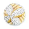 Balle Sensorielle Avec Hochet Fleuri-Ocre 15cm Coton Bio Doudou Et Compagnie® - Doudou Bio Français