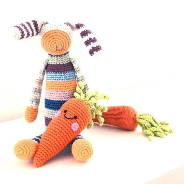 Doudou Hochet Lapin Rayé MultiColor 31cm Pebble® Maille Crochet Coton Bio - Doudou Bébé Bio 4 Doudou Hochet Lapin Rayé MultiColor 31cm Pebble® Maille Crochet Coton Bio - Doudou Bébé Bio – Image 4