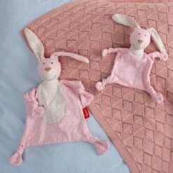 Doudou Lapin Rose Plat à Nœuds Jersey De Coton Bio Sigikid® 26 Cm - Doudou Bébé -Sigikid Promos Magasin doudou lapin rose plat a noeuds jersey de coton bio sigikid 26 cm doudou bebe 6