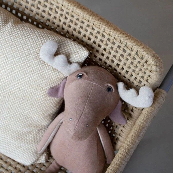 Doudou Peluche Milo L'élan 52cm Filibabba®-Doudou Peluche Design Scandinave 7 Doudou Peluche Milo L'élan 52cm Filibabba®-Doudou Peluche Design Scandinave – Image 7