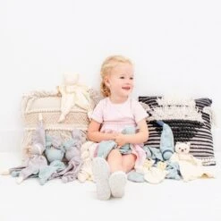 Doudou Plat Bébé Hoppa® Chat Mila Lange Mousseline Écru 24cm Coton Bio GOTS - Doudou Bébé -Sigikid Promos Magasin doudou plat bebe hoppa chat mila lange mousseline ecru 24cm coton bio gots doudou bebe 3