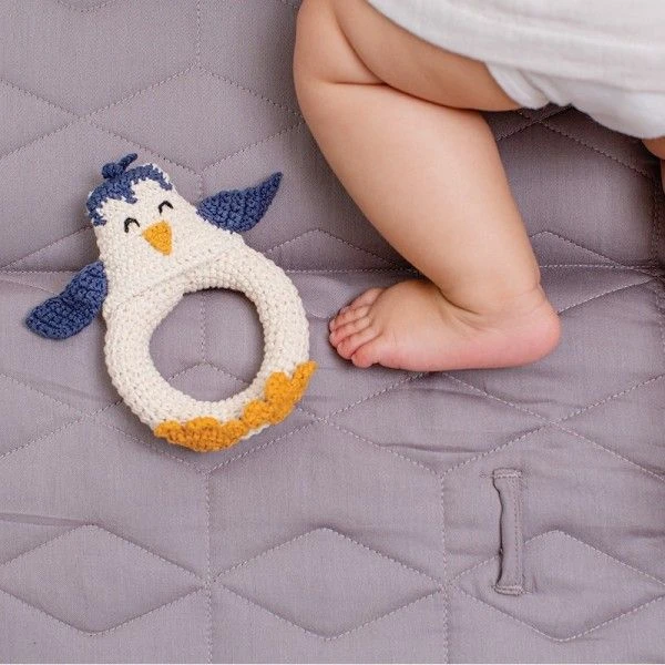 Hochet En Crochet Hoppa® Pingouin Coton Nature - Hochets Bébé 2 Hochet En Crochet Hoppa® Pingouin Coton Nature - Hochets Bébé – Image 2
