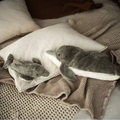 Peluche Bouillotte Dauphin Coton Bio 38 Cm Senger® - Bouillotte Sèche Bio -Sigikid Promos Magasin peluche bouillotte dauphin coton bio 38 cm senger bouillotte seche bio 2