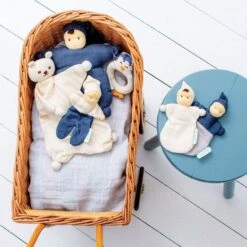 Petit Poupon Mousseline Coton Bio Mini Mix Bicolore 17cm Hoppa®- Doudou Bio -Sigikid Promos Magasin petit poupon mousseline coton bio mini mix uni 17cm turbulette hoppa doudou bio 3
