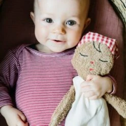 Poupée De Tissu Éponge Robe Blanche Et Fichu Vichy 28 Cm Efie® Coton Bio - Poupée Bio Efie -Sigikid Promos Magasin poupee de tissu eponge robe blanche et fichu vichy efie coton bio poupee bio efie 3