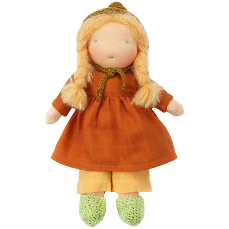 Poupée WaldorfLili 28cmBlonde Aux Yeux Bleus Coton Bio ChimpyToys® - Poupée De Chiffon Bio 1 Poupée WaldorfLili 28cmBlonde Aux Yeux Bleus Coton Bio ChimpyToys® - Poupée De Chiffon Bio