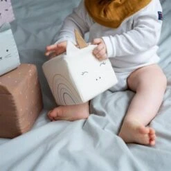 Cubes D'activité En Tissus Doux Animaux Fabelab® Coton Bio GOTS-Jouet Bio Scandinave 8 Cubes D'activité En Tissus Doux Animaux Fabelab® Coton Bio GOTS-Jouet Bio Scandinave -Sigikid Promos Magasin tapis d eveil activites dans les bois fabelab coton bio gots jouet bio scandinave 3